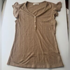 Doe and Rae Ribbed Knit Button Front Top